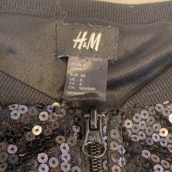 H&M sequin black sweater jacket with zipper - Picture 5 of 8
